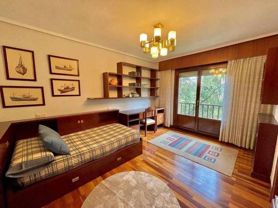 Amatxo Maitia Amplio Piso En Zona Residencial Apartment *